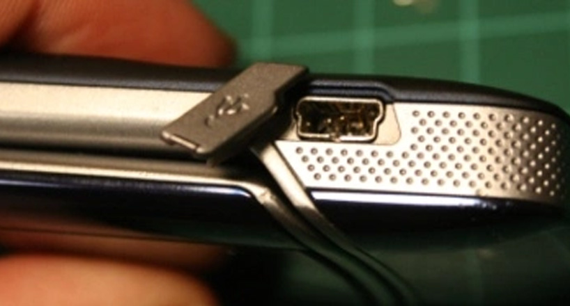 پورت Micro-USB