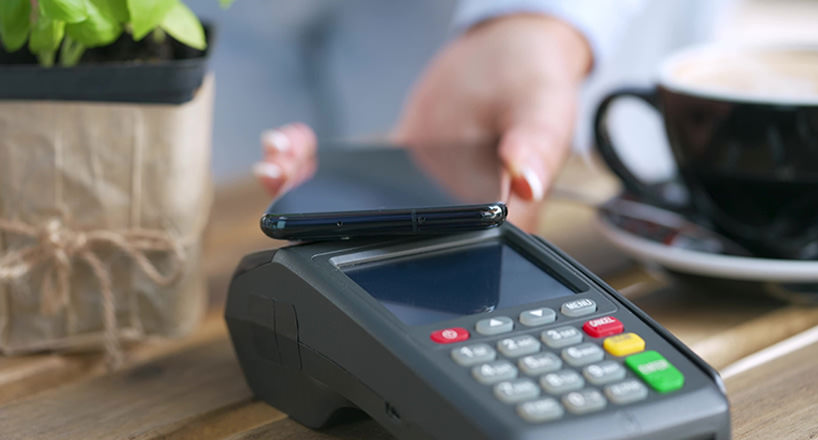 پرداخت الکترونیک و بی سیم از طریق NFC