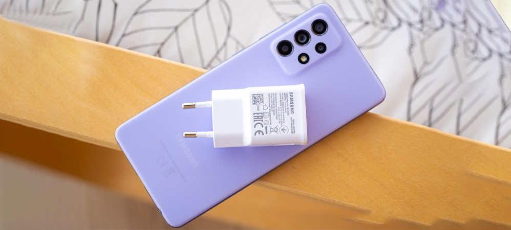 بررسی باتری و شارژر گوشی موبایل Galaxy A52